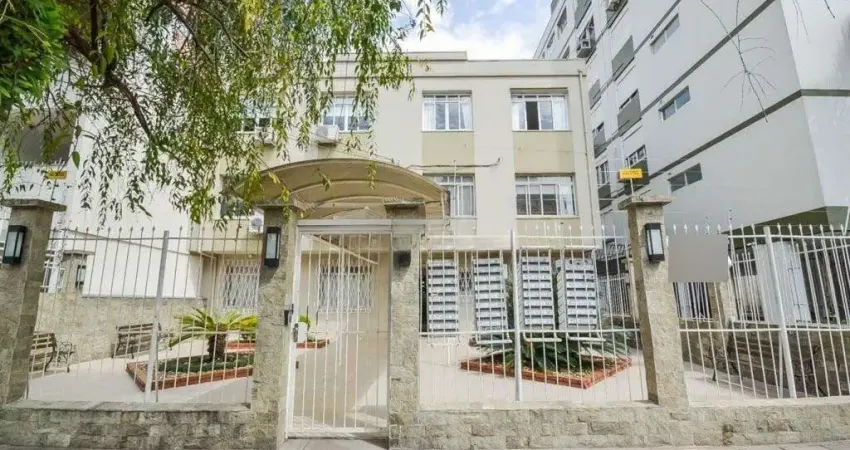 Apartamento à venda com 2 dormitórios 69 m² no Bairro Menino Deus