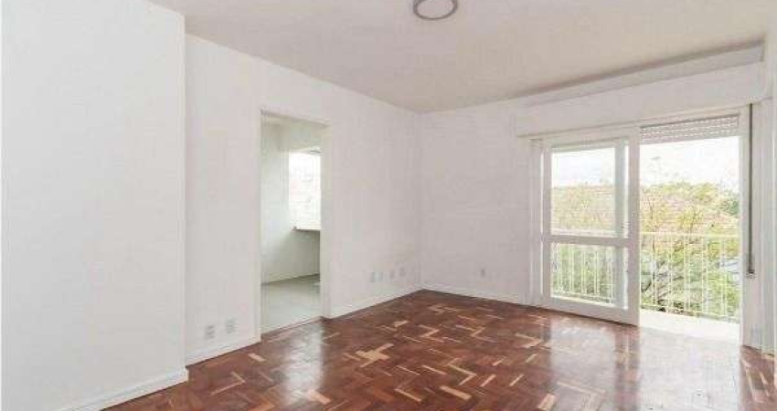 Apartamento com 1 dormitório, sacada e 1 vaga coberta — 48 m² - Passo d’Areia