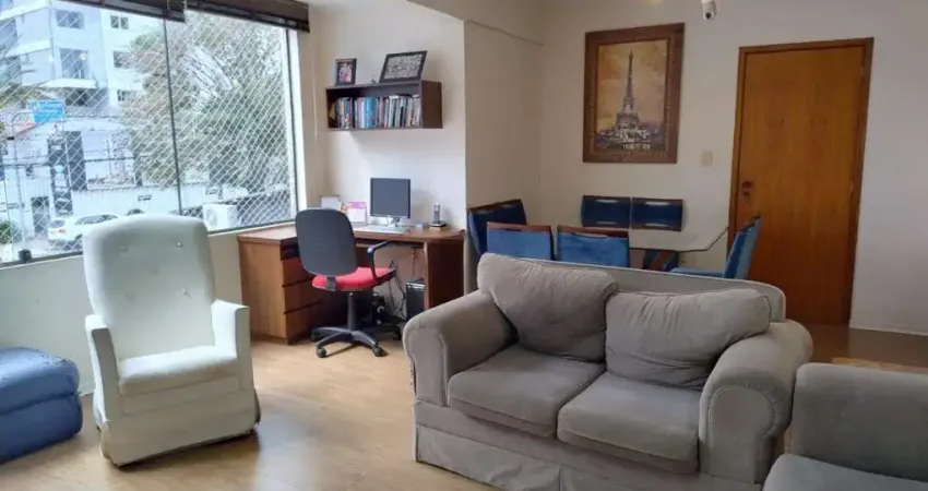 Apartamento 3 quartos com suíte e pátio com 2 vagas no Bairro Passo da Areia