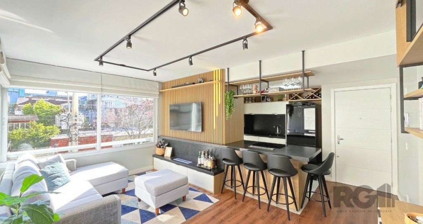 Apartamento Semimobiliado à Venda - 70 m² no Bairro Menino Deus