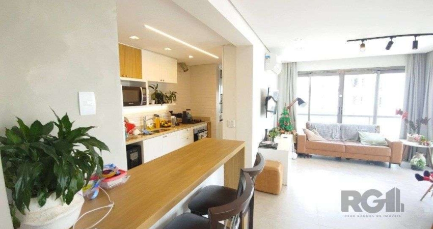 Apartamento 03 dormitórios - 106 m² - 1 vaga dupla Menino Deus