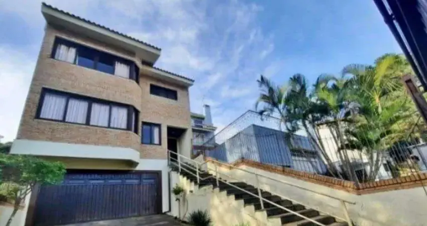 Linda casa a venda no Bairro Jardim Isabel com 4 dormitórios