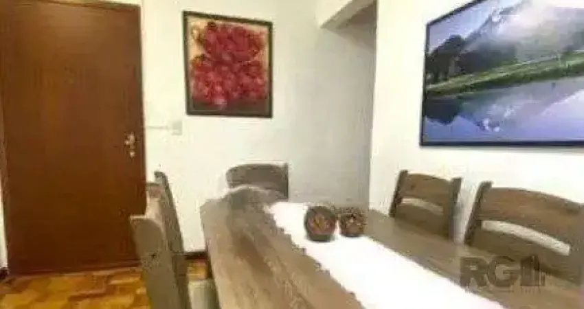 Apartamento de 1 dormitório térreo desocupado na Vila Ipiranga