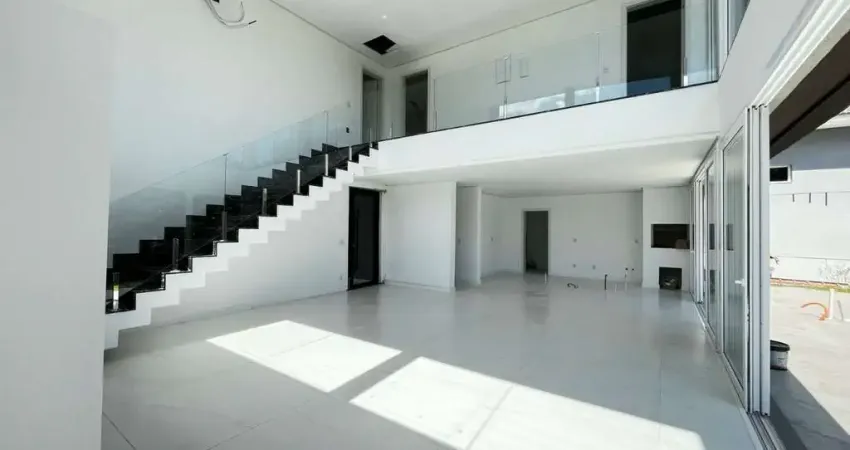 Casa em condomínio fechado com 4 quartos à venda na Estrada das Três Meninas, --, Vila Nova, Porto Alegre