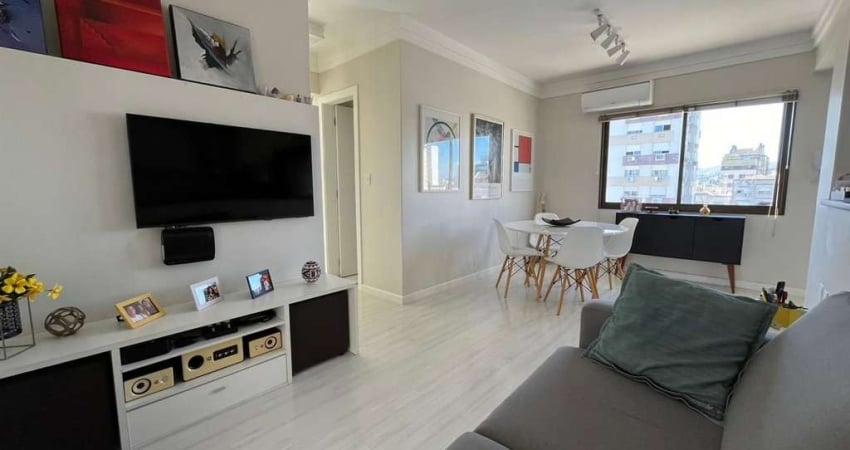 Vende-se apartamento com 2 quartos, suíte e sacada com churrasqueira – 74 m² - Bom Fim