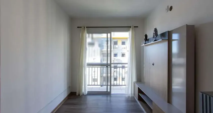Apartamento de 3 dormitórios, 1 suíte e 1 vaga coberta.