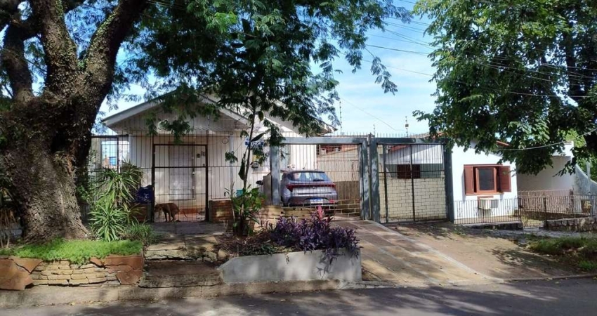 Casa com 2 quartos à venda na Avenida João Ferreira Jardim, --, Parque Santa Fé, Porto Alegre