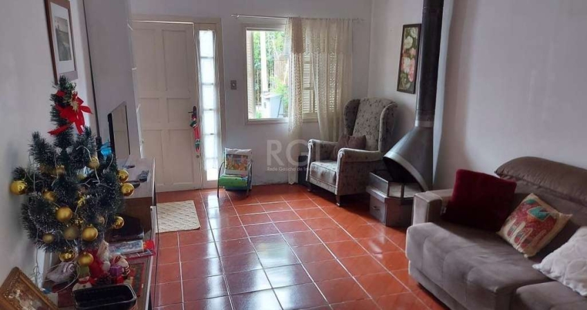 Casa com 2 quartos à venda na Avenida Frei Henrique de Coimbra, --, Vila Ipiranga, Porto Alegre