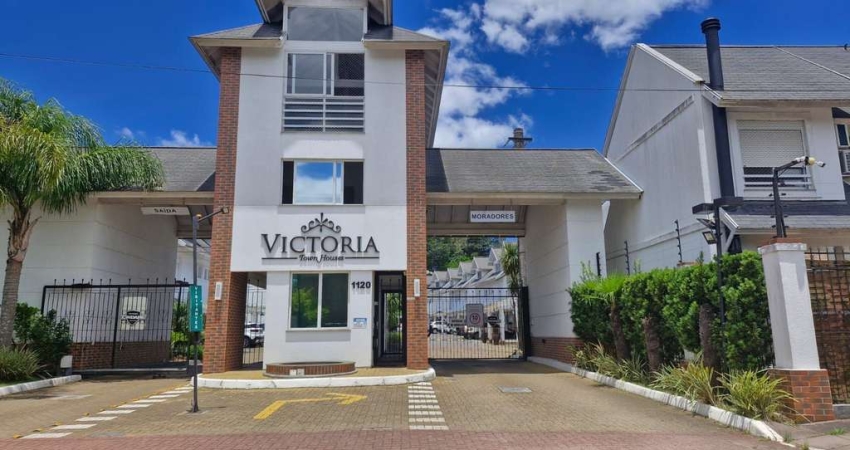Casa em Condomínio fechado, 5 dormitórios sendo 2 suítes, 5 banheiros, 203 m² de área privativa, 2 garagem cobertas