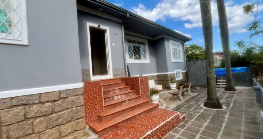 Casa com 3 quartos à venda na Rua Cangussu, --, Nonoai, Porto Alegre