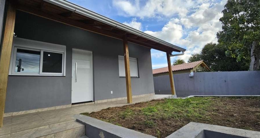 Casa com 3 quartos à venda na Rua Victor Issler, --, Espírito Santo, Porto Alegre