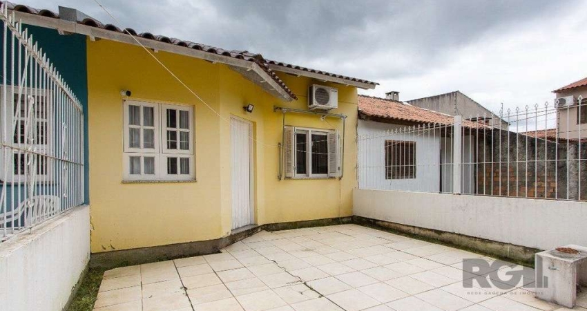 Casa com 2 quartos à venda na Rua Doutor Rubens Maciel, --, Hípica, Porto Alegre
