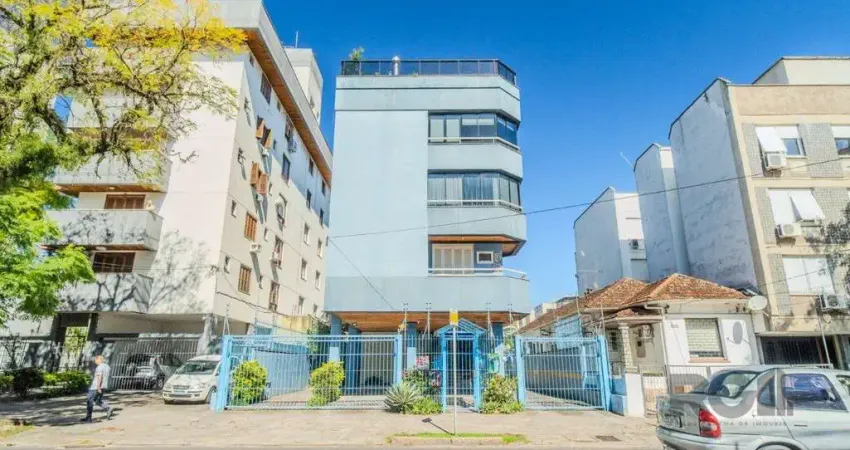 Apartamento de um dormitório, sacada e uma vaga de garagem no bairro Rio Branco em Porto Alegre.