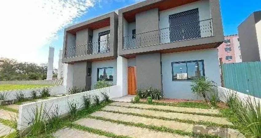 Casa em Porto Alegre, no bairro Hípica, com 3 dormitório(s), e 3 banheiros, à venda.