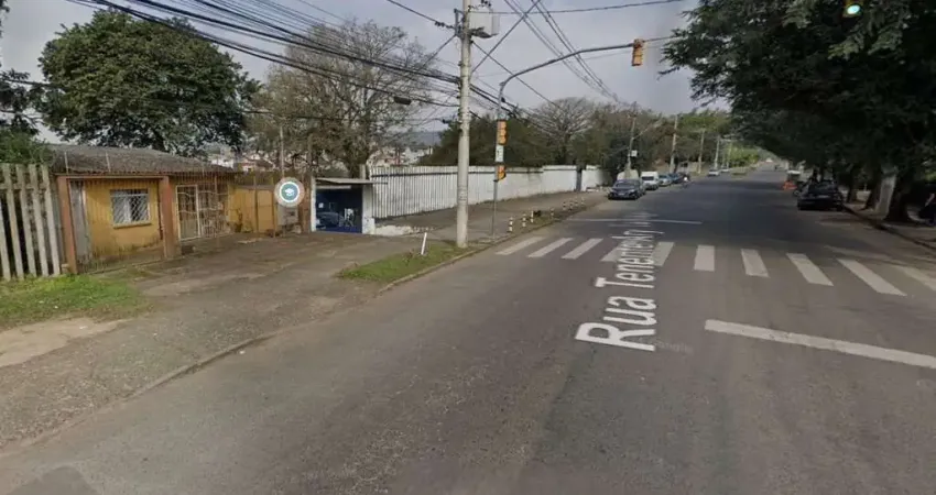 Casa com 3 quartos à venda na Rua Tenente Ary Tarrago, --, Jardim Itu Sabará, Porto Alegre