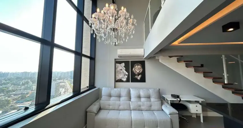 Apartamento duplex a venda, mobiliado e decorado, planta de 57 m2 com 1 dormitório e 1 vaga.