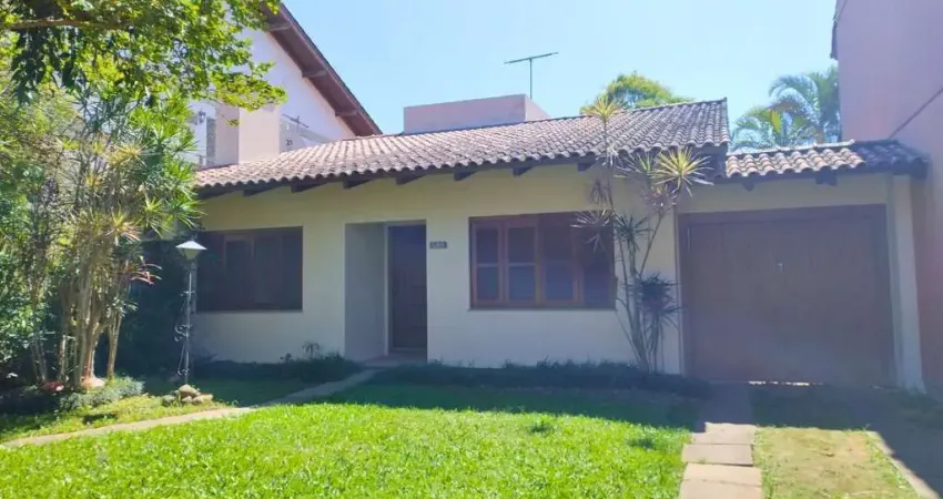 Viva em Ipanema, casa com lareira, churrasqueira e 3 dormitórios