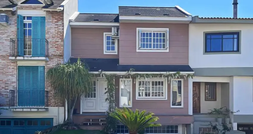 Casa em condomínio fechado com 3 quartos à venda na Rua Adriano Pereira da Silva, --, Vila Nova, Porto Alegre