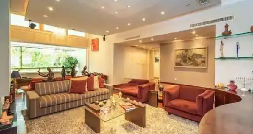 Maravilhosa cobertura duplex tipo casa suspensa no coração do bela vista.