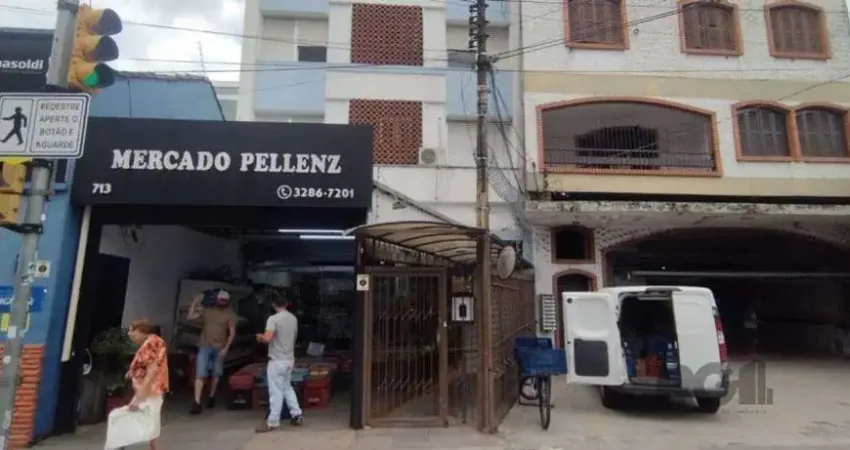 Apartamento com 1 quarto à venda na Avenida Cristóvão Colombo, --, Independência, Porto Alegre
