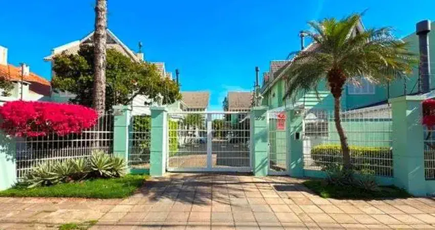 Casa em condomínio fechado com 4 quartos à venda na Rua Jacipuia, --, Guarujá, Porto Alegre