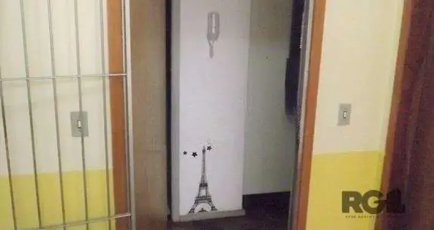 Apartamento com 2 quartos à venda na Avenida Senador Salgado Filho, --, Centro Histórico, Porto Alegre