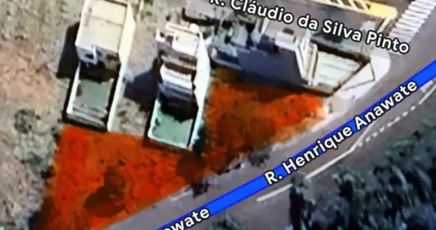 Terreno à venda no bairro guarujá, com área total de 233,76m²