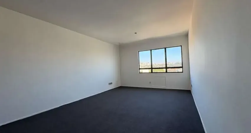 Sala comercial à venda na Avenida Andaraí, --, Passo da Areia, Porto Alegre