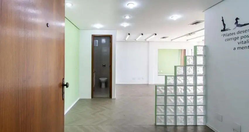 Sala com 35,60 m² de área privativa no edifício erico veríssimo center