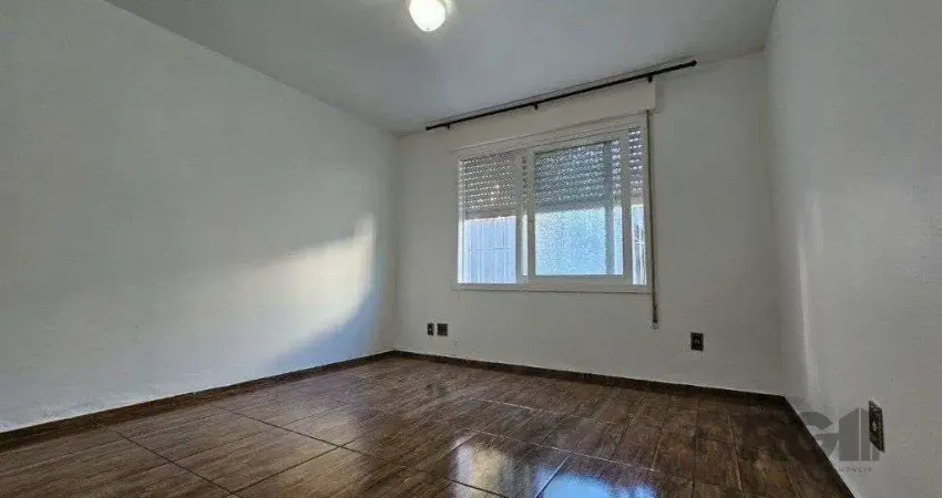 Apartamento 1 dormitório com ótima orientação solar no bairro nonoai.