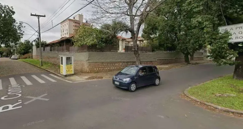 Amplo terreno de esquina nas imediações do terminal triangulo