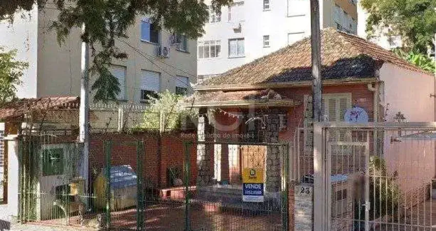 Terreno à venda na Rua Professor Carvalho Freitas, --, Teresópolis, Porto Alegre