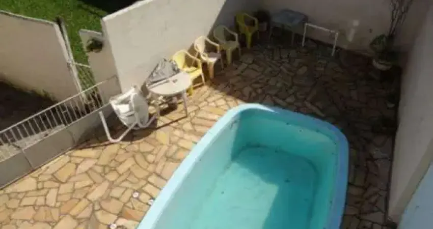 Casa com 3 quartos à venda na Avenida São Borja, --, Nonoai, Porto Alegre