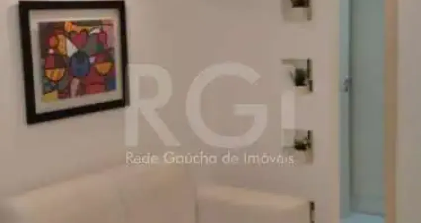 Sala comercial com 40m² privativos localizado no bairro petrópolis em porto alegre/rs.