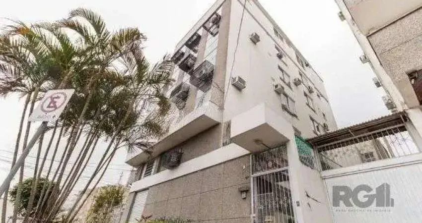 Sala comercial transformada em stúdio com mezanino de 1 dormitório