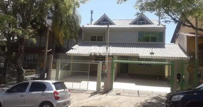 Sobrado para venda - 245m², 4 dormitórios, sendo 1 suites, 3 vagas - jardim itu