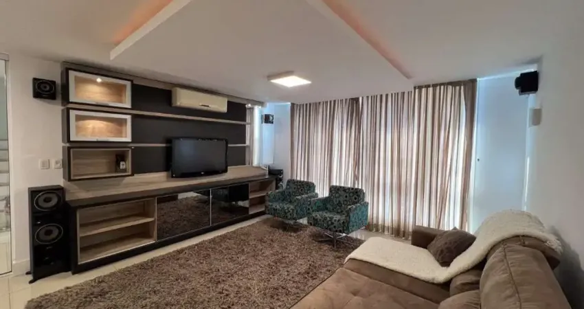 Casa com 3 quartos à venda na Rua Santiago Dantas, --, Glória, Porto Alegre