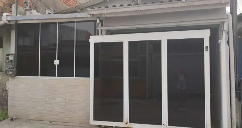 Casa com 2 quartos à venda na Rua Senhor do Bom Fim, --, Sarandi, Porto Alegre