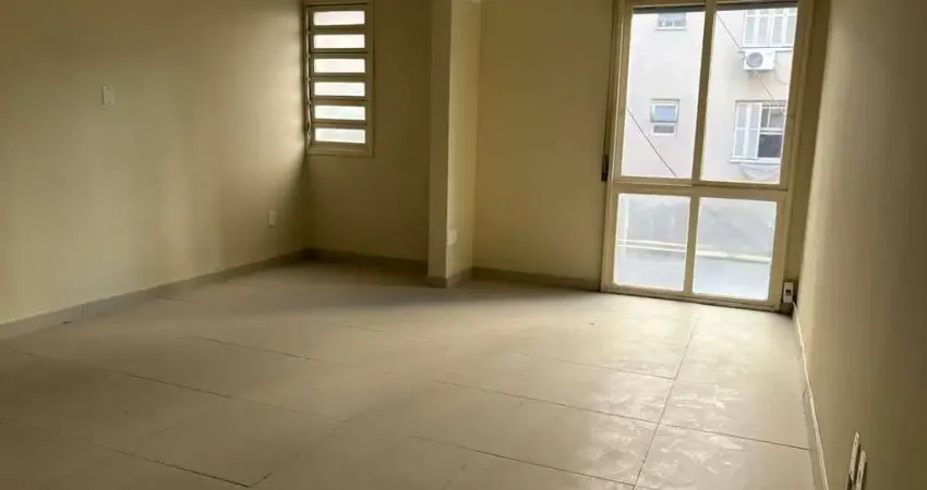 Sala comercial à venda na Rua Jerônimo Coelho, --, Centro Histórico, Porto Alegre