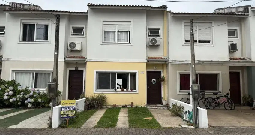 Casa em condomínio fechado com 3 quartos à venda na Avenida Edgar Pires de Castro, --, Hípica, Porto Alegre