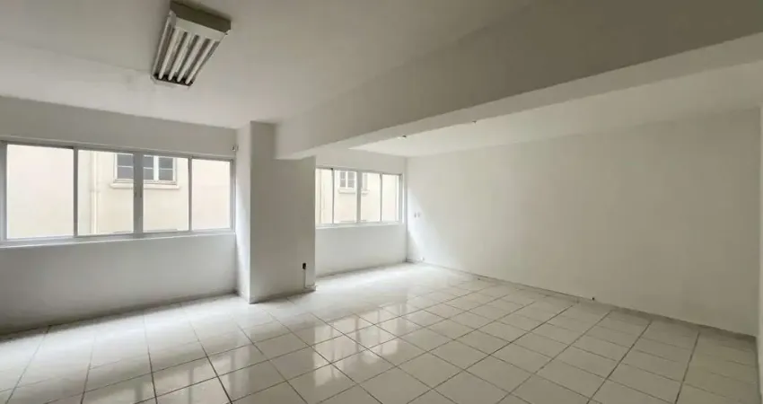 Venda de sala no centro histórico de porto alegre edifício formac