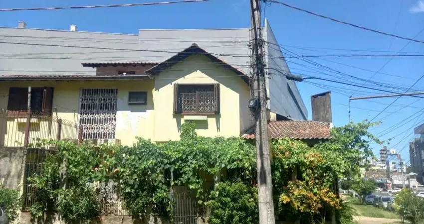 Casa com 3 quartos à venda na Rua Recife, --, Azenha, Porto Alegre