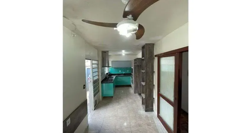 Casa com 3 quartos à venda na Rua João Fernandes Soares, --, Santa Tereza, Porto Alegre