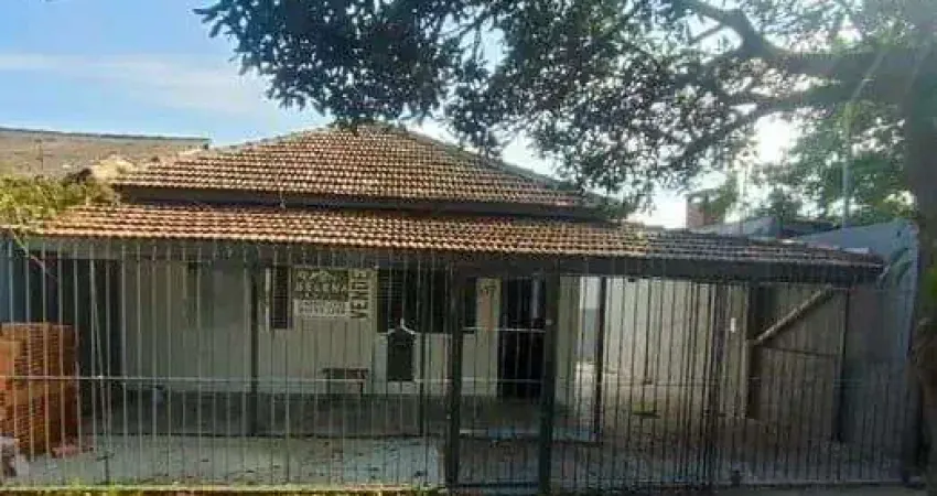 Casa com 2 quartos à venda na Avenida Paulo Pontes, --, Cavalhada, Porto Alegre
