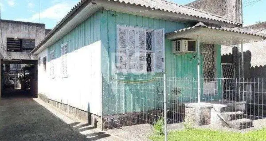 Casa com 3 quartos à venda na Rua Landel de Moura, --, Tristeza, Porto Alegre