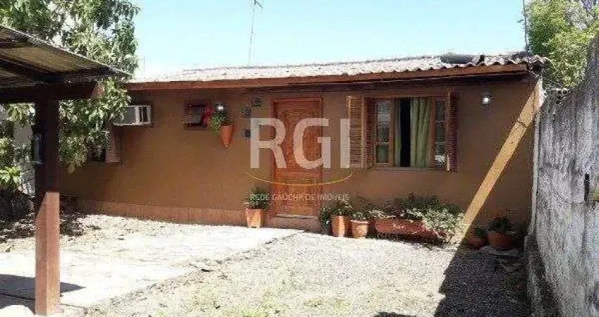 Casa para Venda - 120m², 3 dormitórios, sendo 1 suites, 2 vagas - Hípica