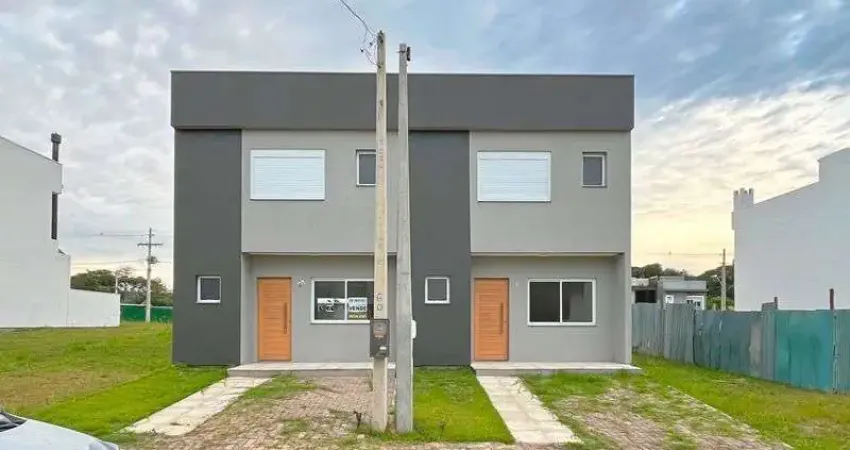 Casa Condominio em Porto Alegre, no bairro Campo Novo, com 3 dormitório(s), e 3