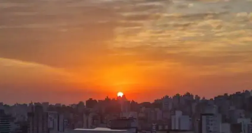 Apartamento com 3 quartos à venda na Rua Antônio Joaquim Mesquita, --, Passo da Areia, Porto Alegre