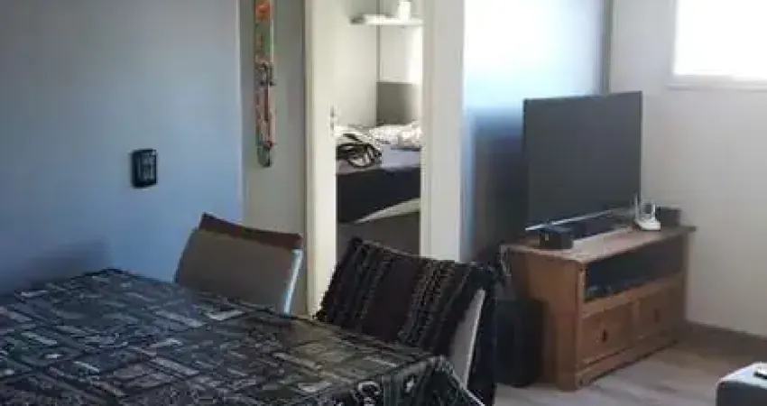 Apartamento Semimobiliado de 2 Quartos na Glória, Porto Alegre