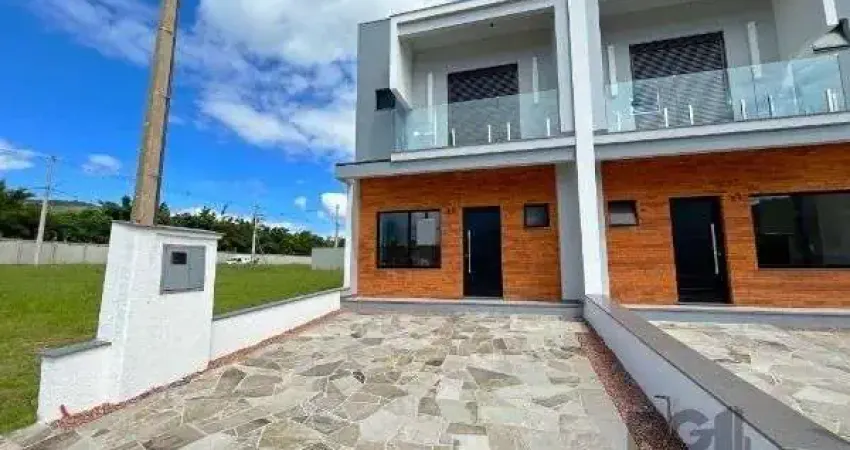 Casa Condominio em Porto Alegre, no bairro Campo Novo, com 3 dormitório(s), e 3